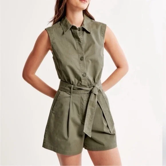 🫒 Abercrombie & Fitch Olive Green Romper, Size: M - Picture 3 of 17